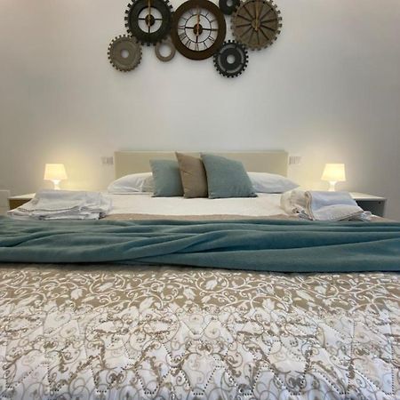 Hotel Cavour 221 - Central Station Bari Zewnętrze zdjęcie
