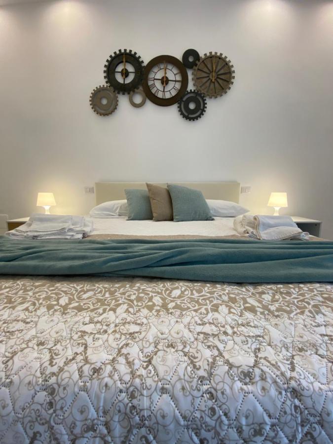 Hotel Cavour 221 - Central Station Bari Zewnętrze zdjęcie